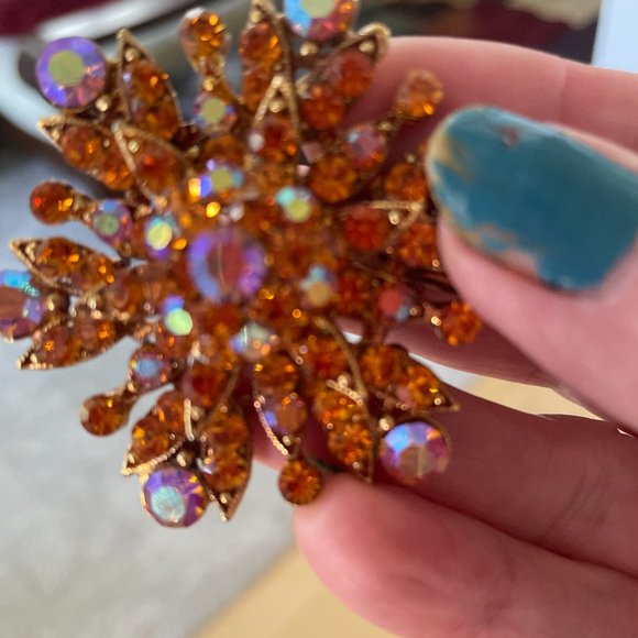 Vintage Silver tone clip ons earrings with amber and an amber AB crystal Brooch - Picture 9 of 10